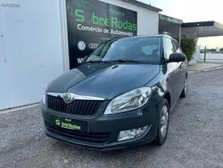 Cinza Usado 2012 Skoda Fabia Citadino | € 7.900 (Preço elevado)