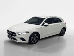 Branco Usado 2024 Mercedes A180 Sedan | € 37.950 (Preço elevado)