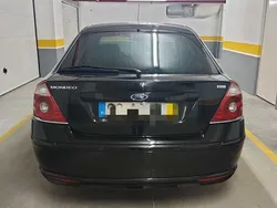 Usado 2005 Ford Mondeo Titanium Sedan | € 4.850