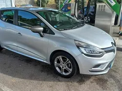 Cinzento Usado 2017 Renault Clio IV Citadino | € 10.500 (Bom preço)