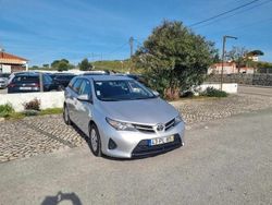 Cinzento Usado 2015 Toyota Auris Touring Sports Carrinha | € 8.899