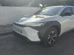Branco Usado 2022 Toyota bZ4X Premium SUV | € 33.500 (Super Preço)