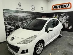 Branco Usado 2012 Peugeot 207 | € 5.200