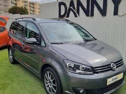 Cinzento Usado 2014 VW Touran Monovolume | € 14.750