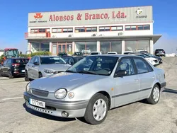 Cinza Usado 1999 Toyota Corolla Sedan | € 3.750