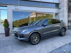 Cinzento Usado 2019 Porsche Cayenne SUV | € 76.900 (Preço elevado)