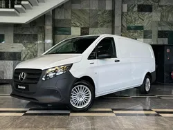 Branco Novo 2025 Mercedes e-Vito Monovolume | € 53.900