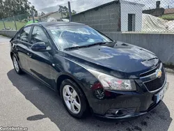 Preto Usado 2009 Chevrolet Cruze LS Sedan | € 3.890 (Preço justo)