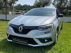 Cinza Usado 2020 Renault Mégane IV LIMITED | € 19.000 (Caro)
