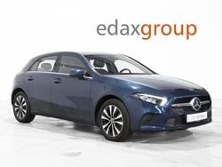 Azul Usado 2021 Mercedes A250 Style | € 25.490 (Bom preço)