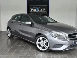 Cinza Usado 2014 Mercedes A180 AMG | € 13.990
