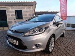 Cinzento Usado 2012 Ford Fiesta Citadino | € 8.500 (Preço elevado)