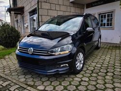 Preto Usado 2019 VW Touran Monovolume | € 20.900 (Preço justo)