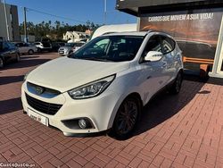 Branco Usado 2013 Hyundai ix35 Style SUV | € 13.750