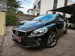 Preto Usado 2017 Volvo V40 CC Kinetic Carrinha | € 18.500 (Preço elevado)