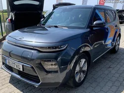 Cinza Usado 2021 Kia Soul EV Spirit SUV | € 24.900 (Preço elevado)