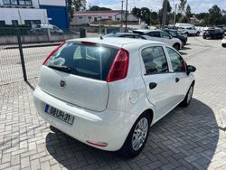 Branco Usado 2018 Fiat Punto Easy Citadino | € 8.990 (Preço justo)