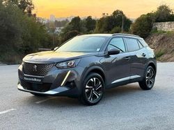 Cinzento Usado 2021 Peugeot 2008 SUV | € 16.950 (Preço justo)
