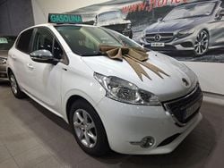 Usado 2015 Peugeot 208 Citadino | € 8.490 (Preço justo)