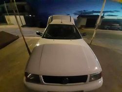 Branco Usado 2003 VW Caddy Monovolume | € 4.970