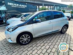 Cinza Usado 2019 Toyota Yaris Hybrid | € 20.750 (Caro)