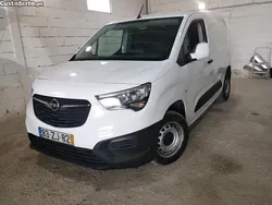 Branco Usado 2019 Opel Combo Enjoy Monovolume | € 13.300 (Preço justo)