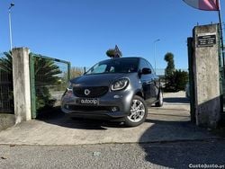 Cinza Usado 2018 Smart ForFour Passion Citadino | € 11.060 (Preço justo)