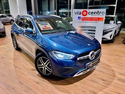 Azul Usado 2023 Mercedes GLA250 Progressive SUV | € 38.900 (Preço justo)