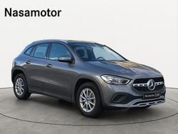 Branco Usado 2022 Mercedes GLA180 SUV | € 38.900 (Bom preço)