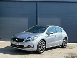 Cinza Usado 2018 DS Automobiles DS4 Be Chic | € 12.500