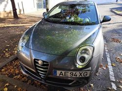 Cinzento Usado 2012 Alfa Romeo MiTo Citadino | € 6.500 (Preço justo)