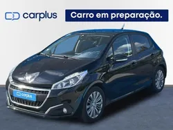 Preto Usado 2019 Peugeot 208 Signature Sky Citadino | € 11.990 (Preço justo)