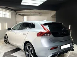 Usado 2014 Volvo V40 R-Design Carrinha | € 14.500 (Preço elevado)