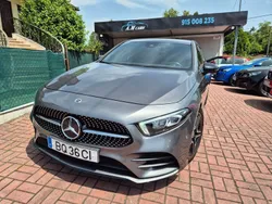 Cinza Usado 2022 Mercedes A180 AMG line Sedan | € 31.990 (Bom preço)
