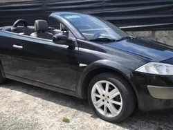 Preto Usado 2004 Renault Mégane Cabriolet Cabrios | € 5.000