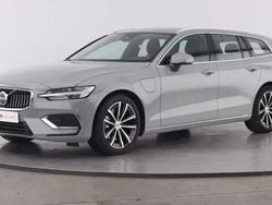 Cinzento Usado 2024 Volvo V60 Carrinha | € 39.990 (Bom preço)