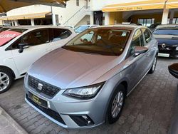 Cinzento Usado 2022 Seat Ibiza | € 13.900 (Preço justo)