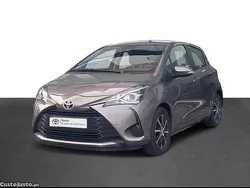 Castanho Usado 2020 Toyota Yaris Comfort | € 14.750 (Super Preço)