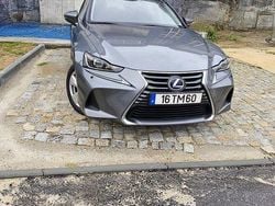 Usado 2017 Lexus IS300h Sedan | € 22.000
