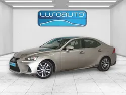 Cinza Usado 2018 Lexus IS300h Sport Line Sedan | € 24.900