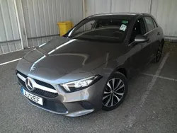 Cinza Usado 2021 Mercedes A250 Style Citadino | € 28.490 (Preço justo)