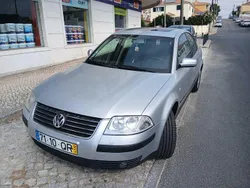 Usado 2000 VW Passat Sedan | € 2.500