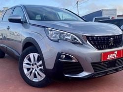 Cinzento Usado 2020 Peugeot 5008 Allure Monovolume | € 25.300 (Preço elevado)