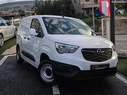 Branco Usado 2020 Opel Combo Monovolume | € 13.900 (Bom preço)