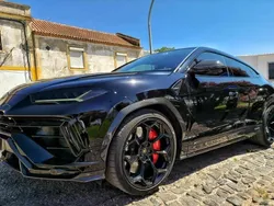 Preto Usado 2023 Lamborghini Urus SUV | € 450.000