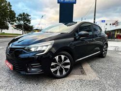 Preto Usado 2023 Renault Clio V Evolution | € 15.900 (Preço justo)