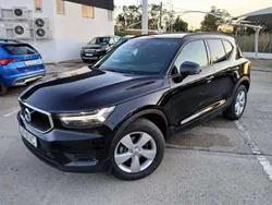 Preto Usado 2021 Volvo XC40 Momentum SUV | € 29.950 (Preço elevado)
