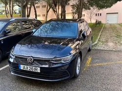 Usado 2021 VW Golf VIII Life Carrinha | € 20.000