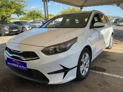 Branco glaciar Usado 2023 Kia Ceed Sportswagon 4 Carrinha | € 17.000 (Preço justo)