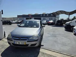 Cinzento Usado 2004 Opel Corsa Citadino | € 4.000 (Preço justo)